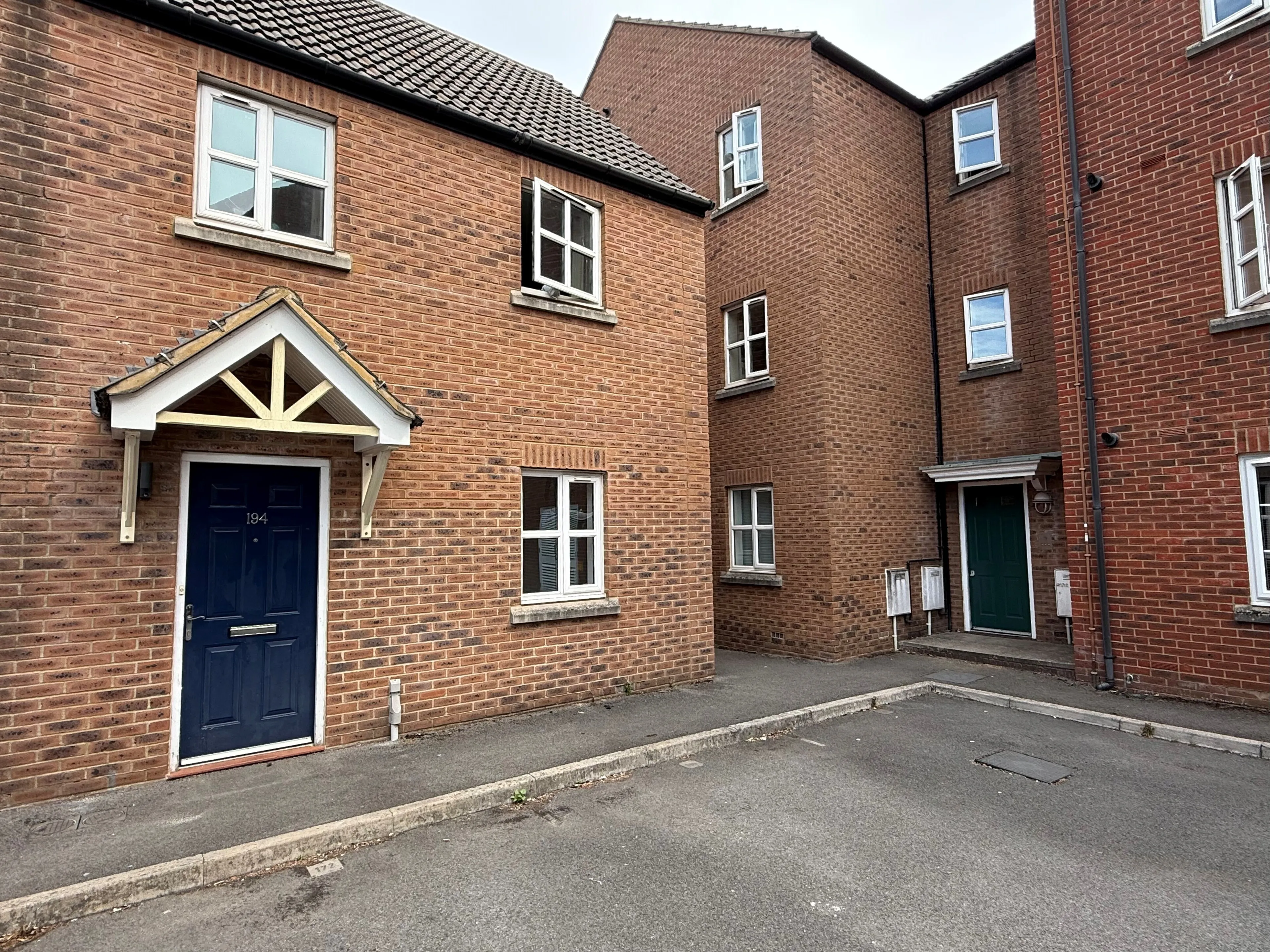Property photo 0