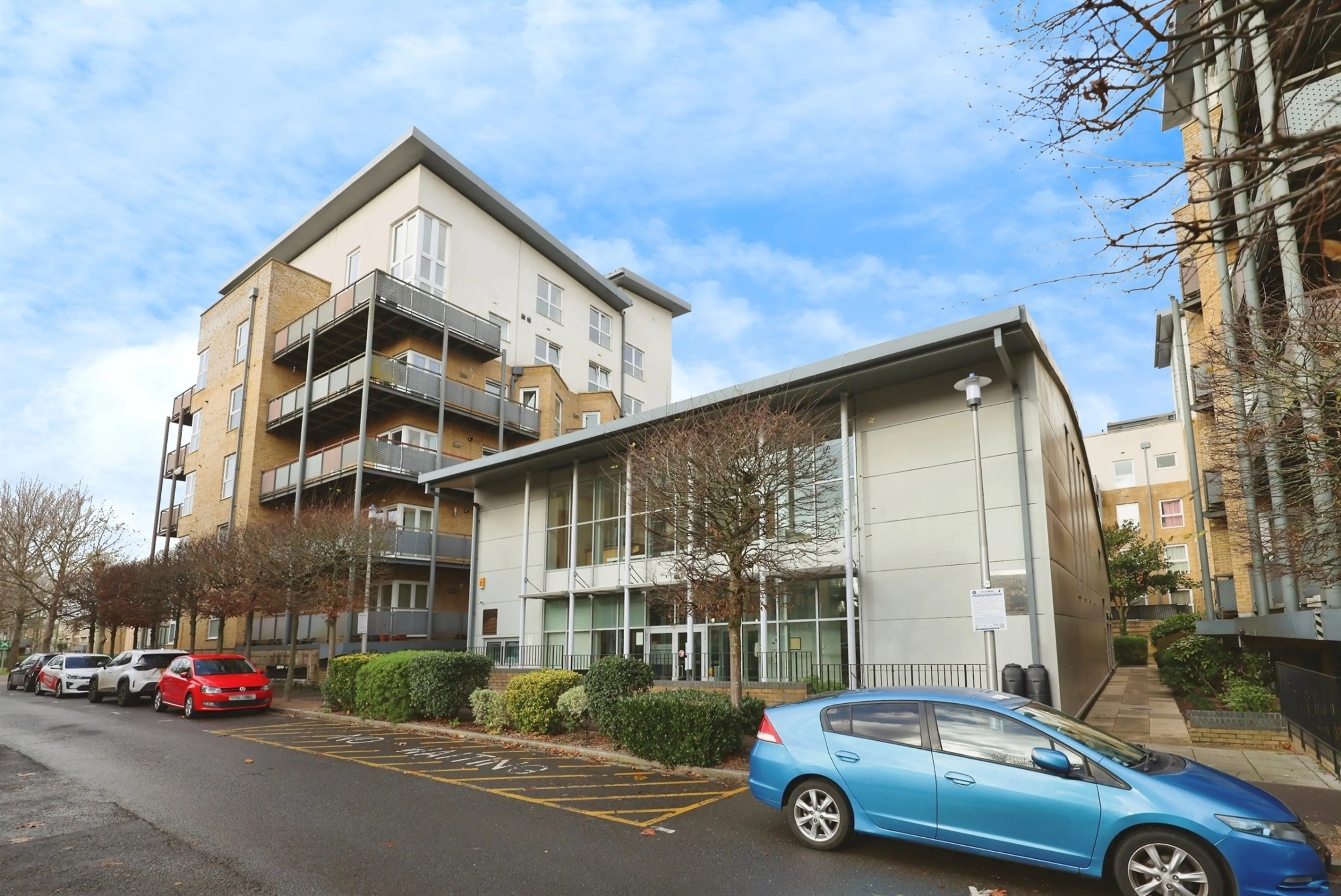 Property photo 0