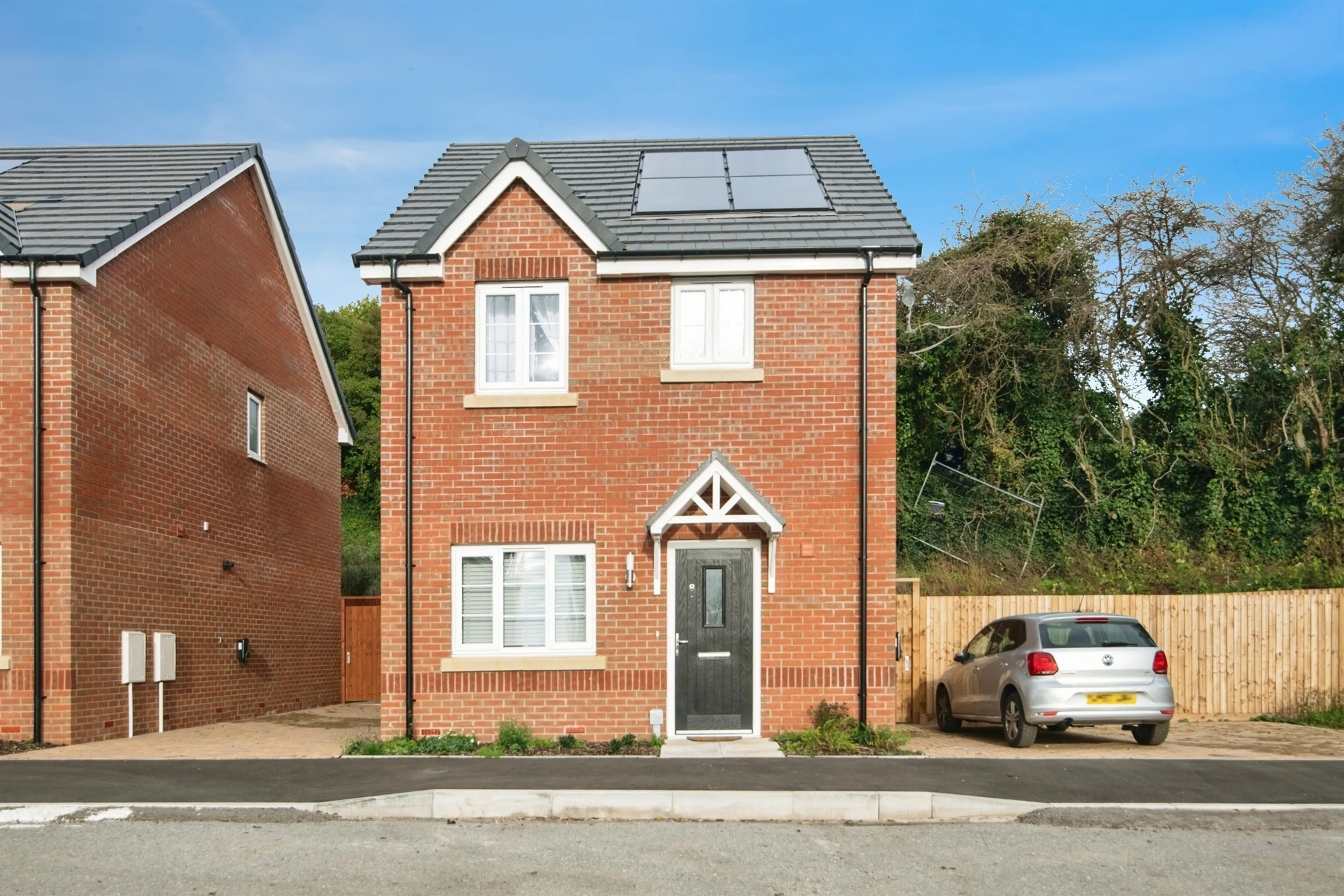 Property photo 0