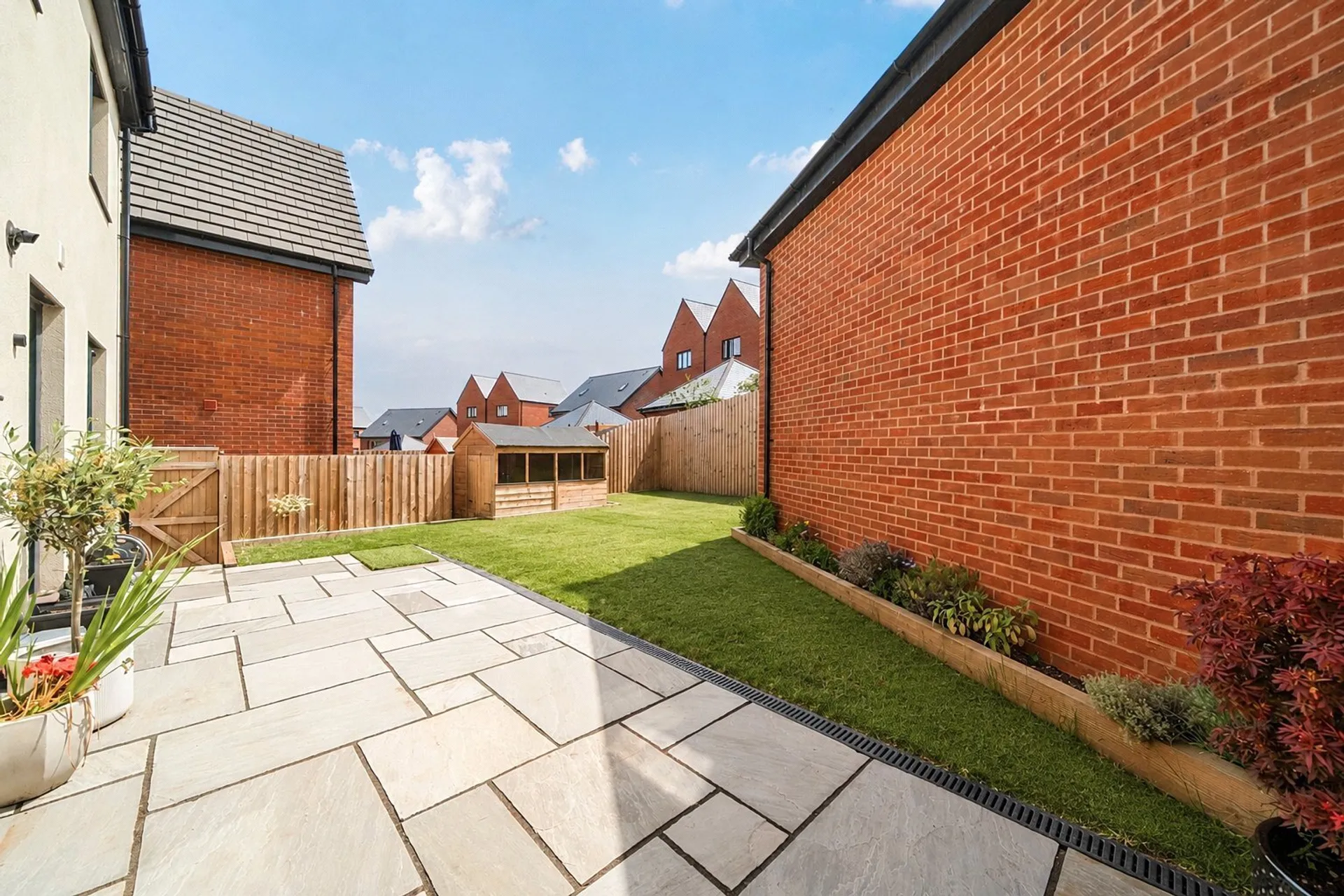 Property photo top 3