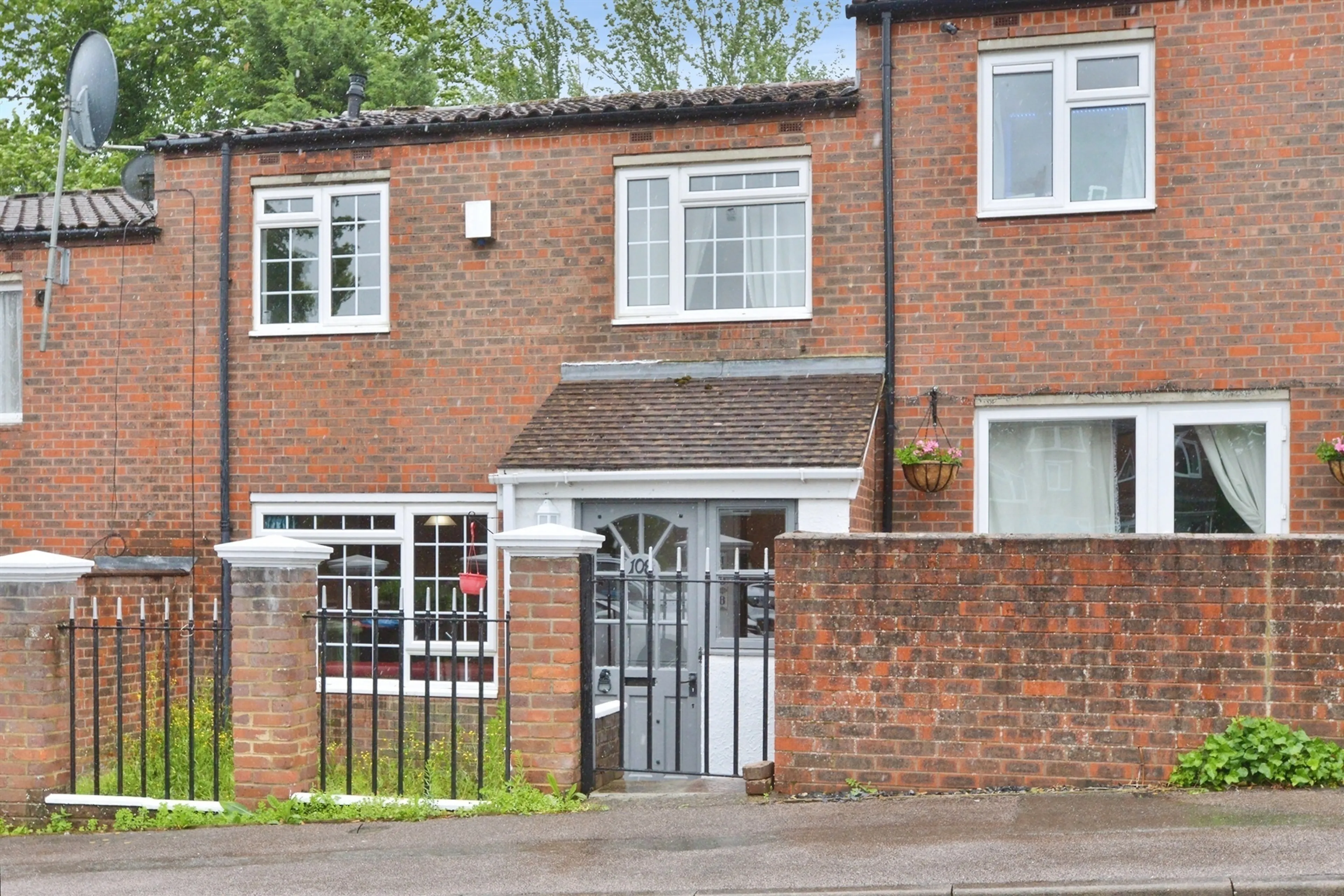 Property photo 0