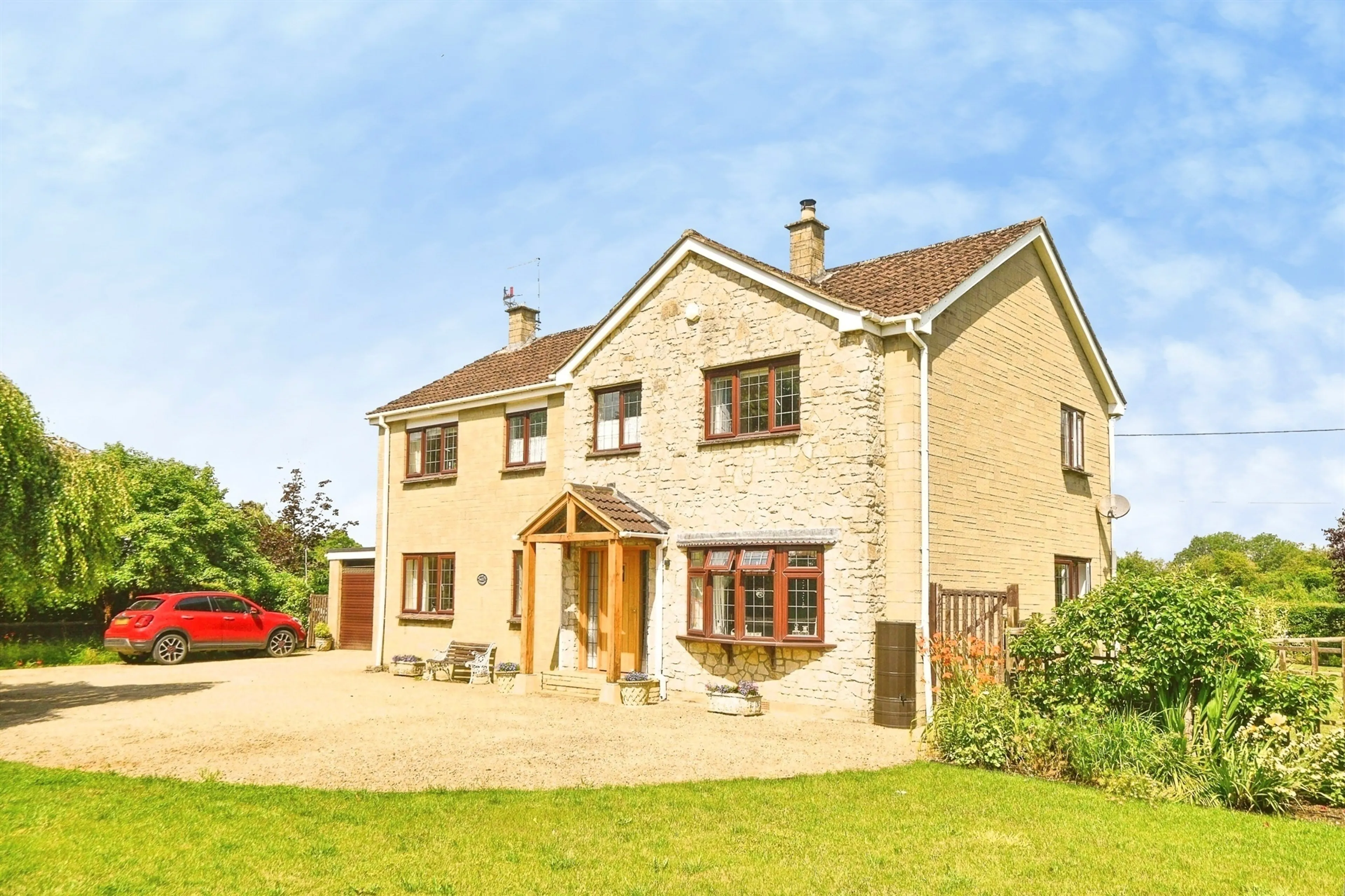 Property photo 0