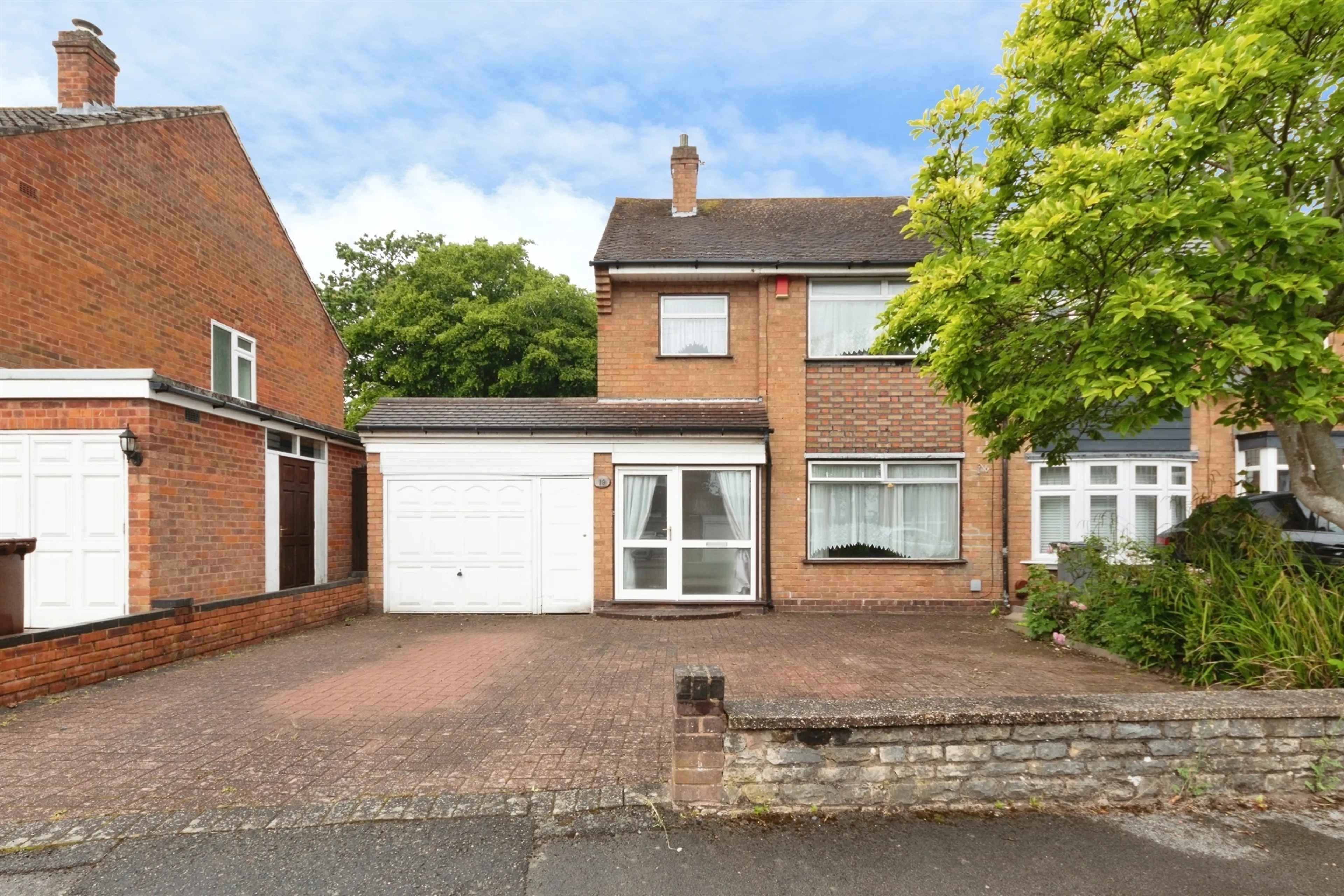 Property photo 0