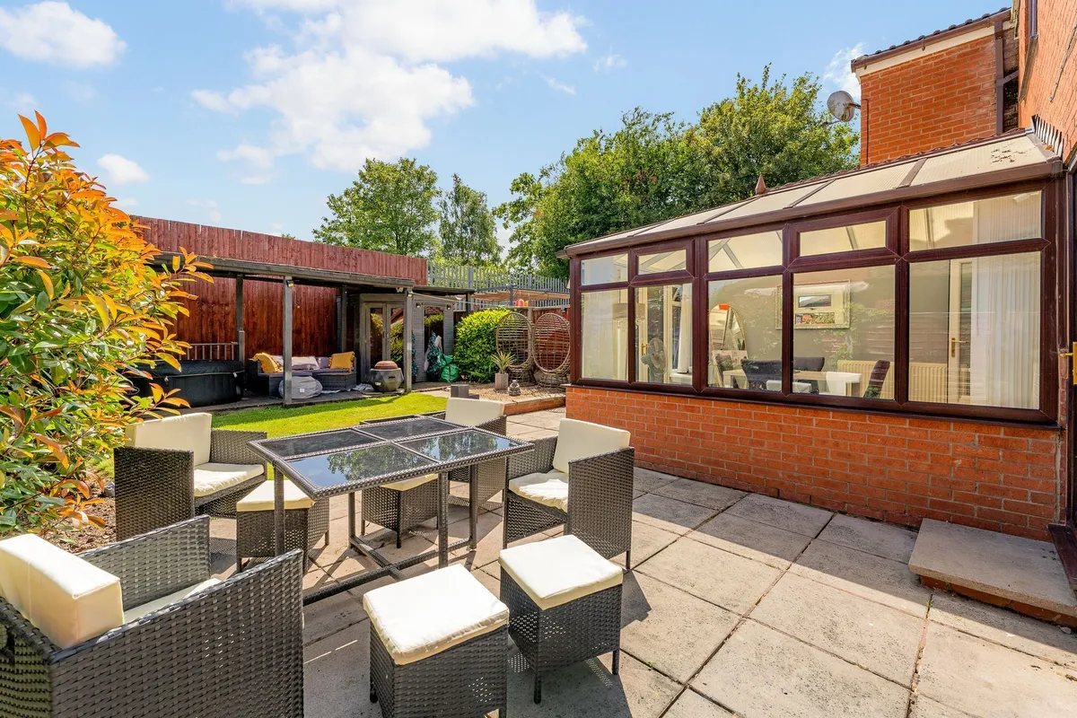Bickley Close, Runcorn, WA7