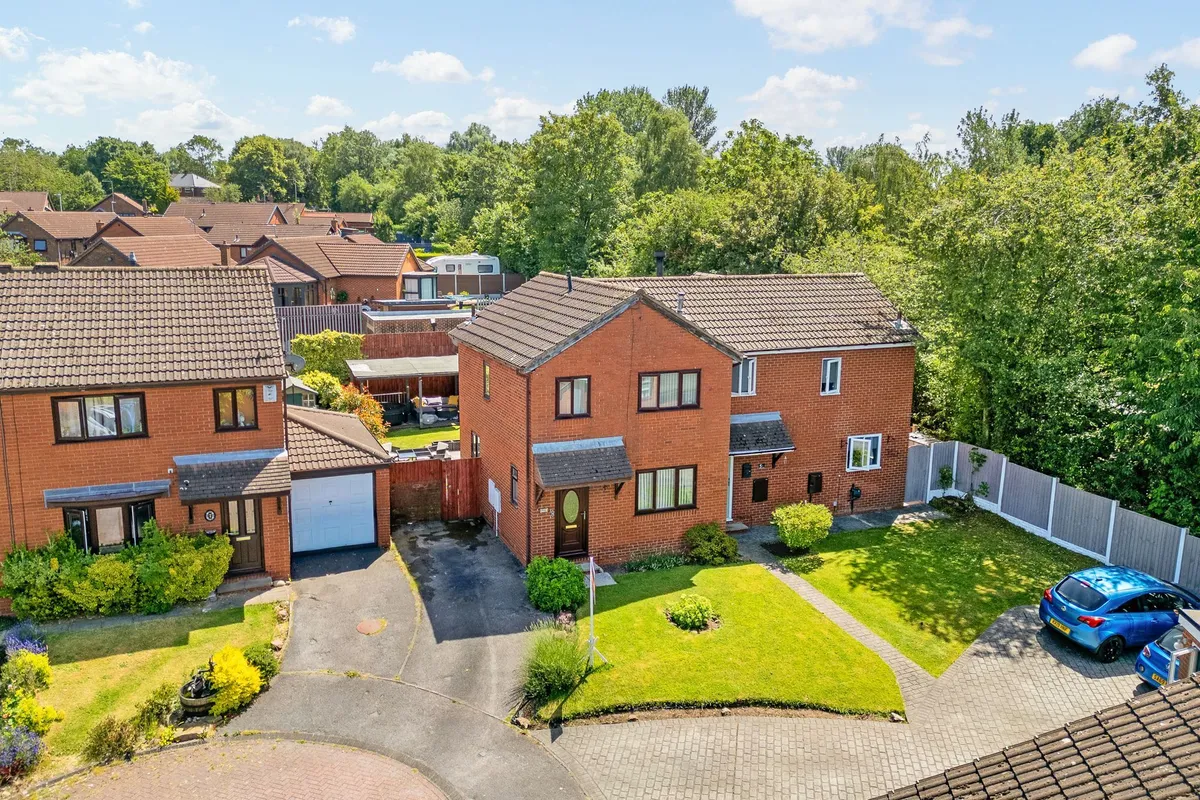 Bickley Close, Runcorn, WA7