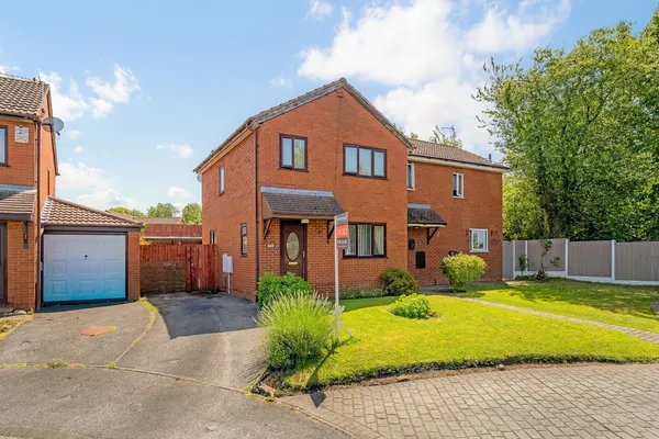 Bickley Close, Runcorn, WA7