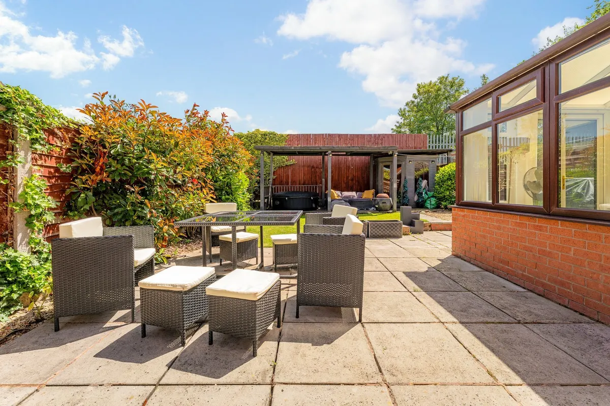 Bickley Close, Runcorn, WA7