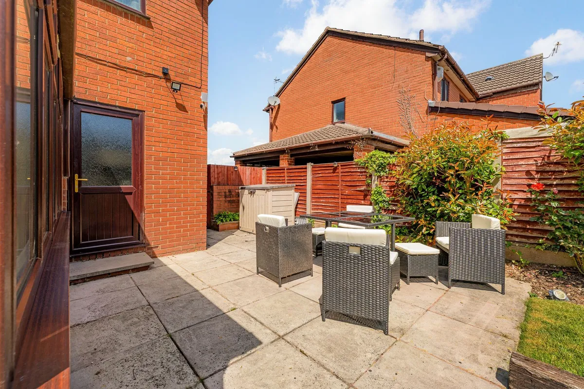 Bickley Close, Runcorn, WA7