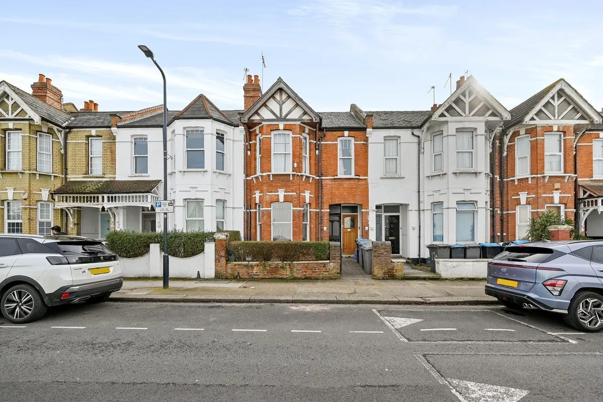 Temple Road, London, NW2