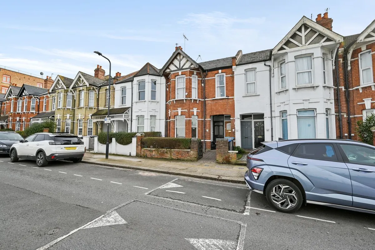 Temple Road, London, NW2