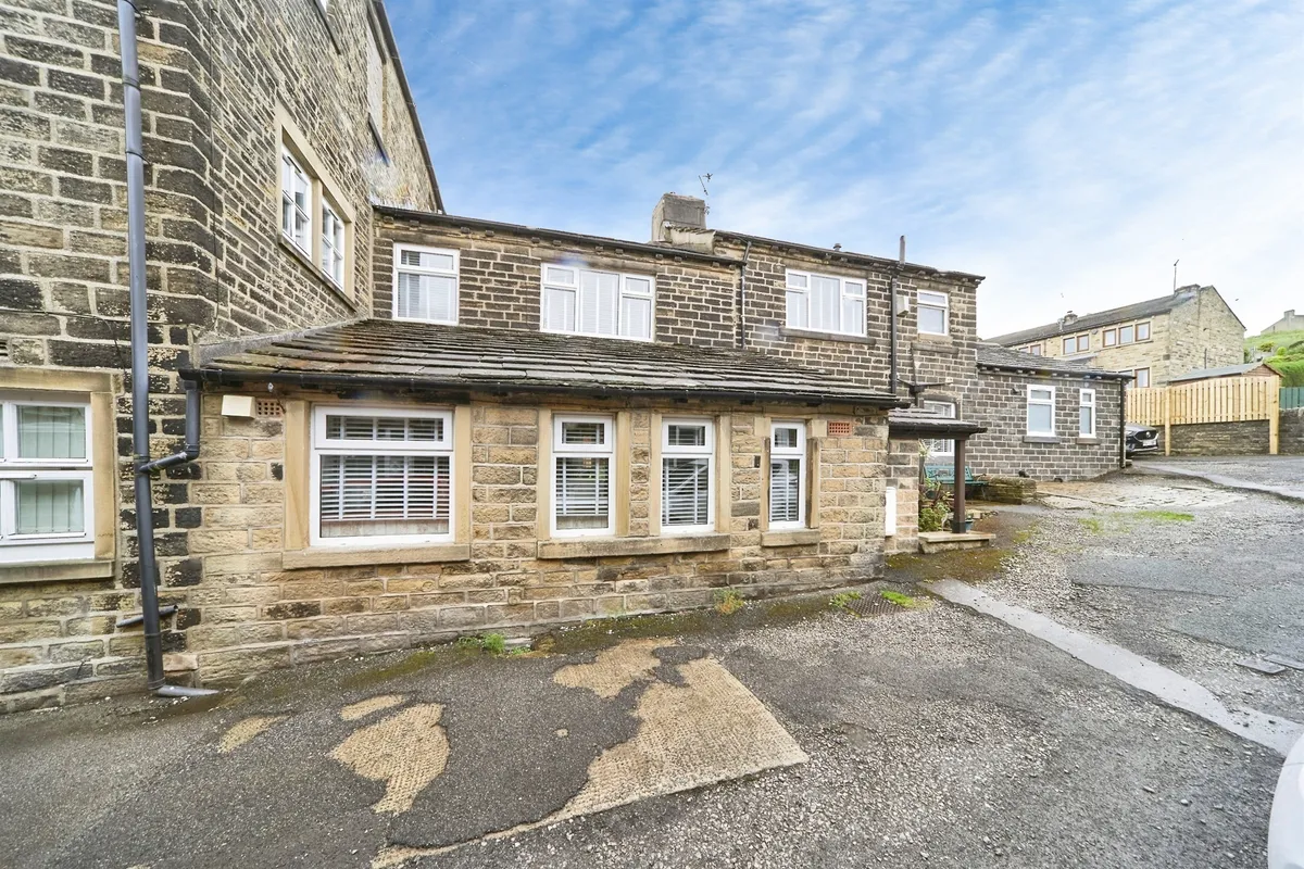 Moss Row, Wilsden, Bradford