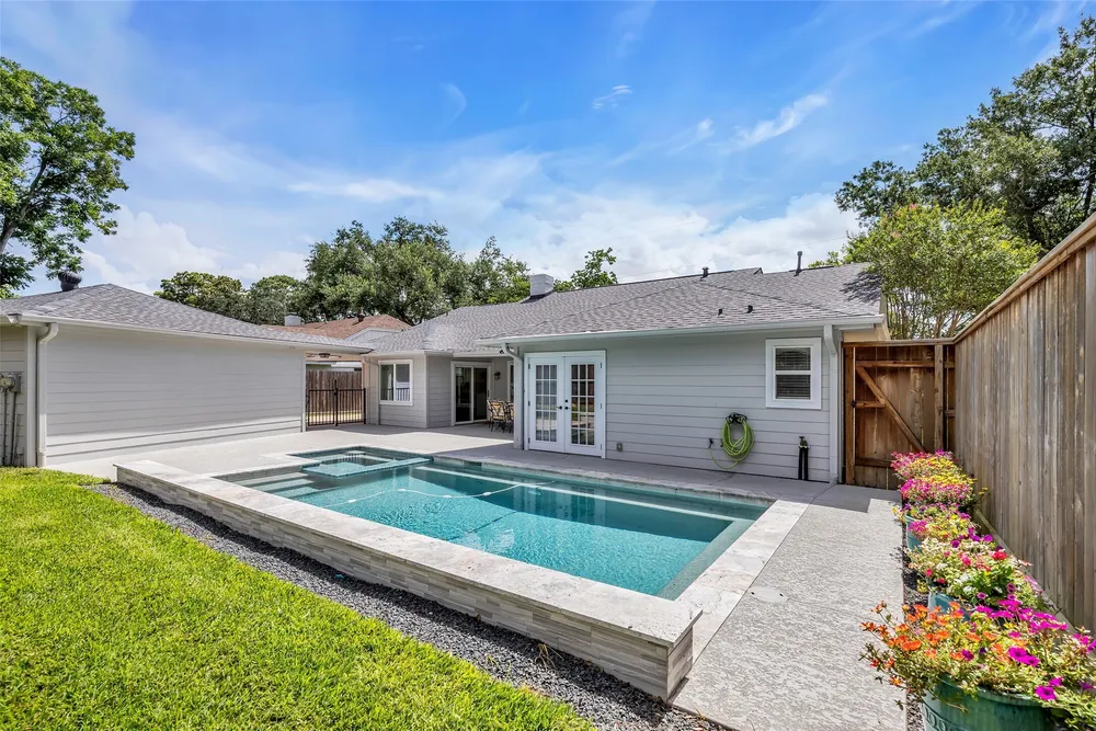2511 Palo Pinto Dr, Houston, TX 77080