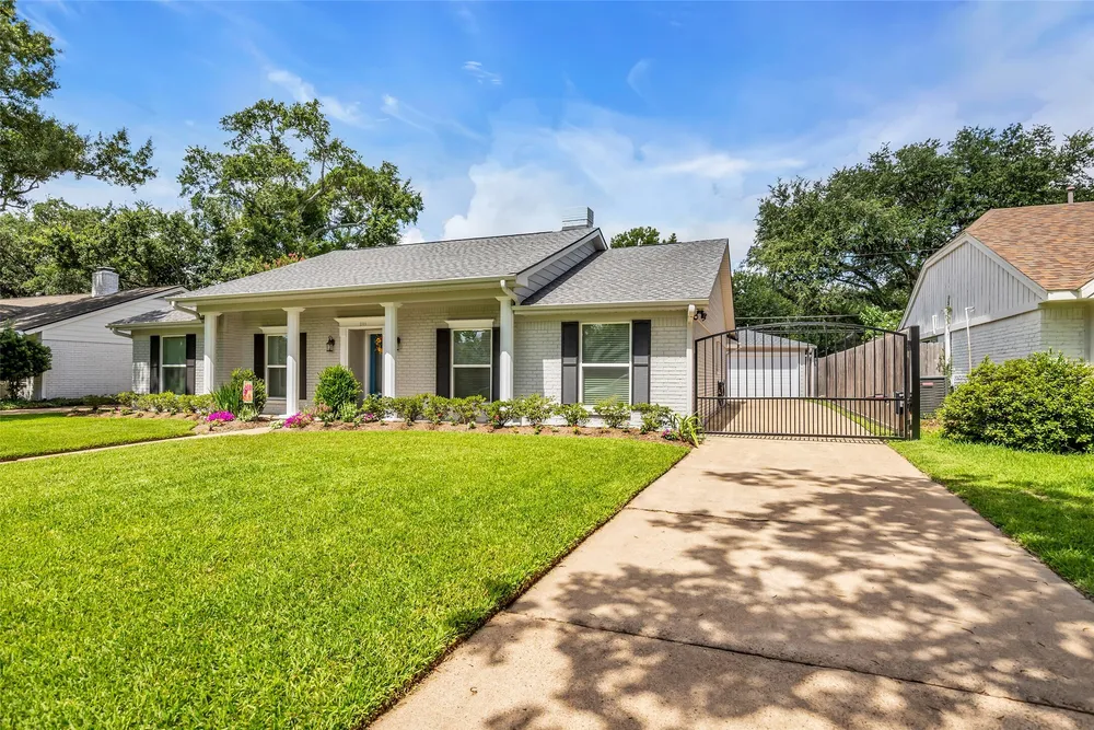 2511 Palo Pinto Dr, Houston, TX 77080