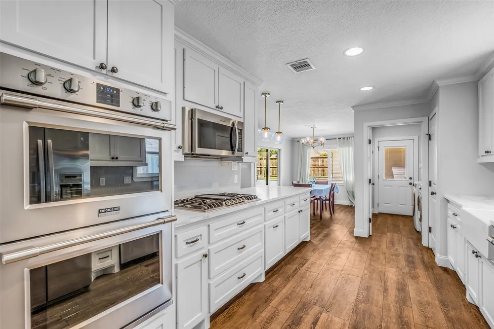 2511 Palo Pinto Dr, Houston, TX 77080