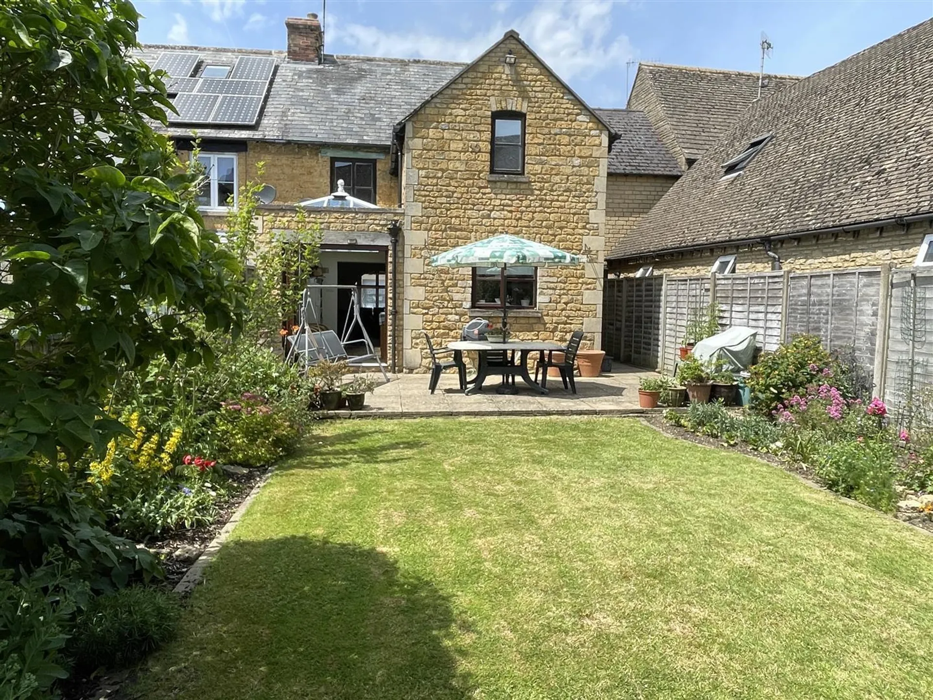 Property photo top 3