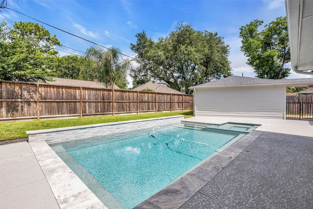 2511 Palo Pinto Dr, Houston, TX 77080