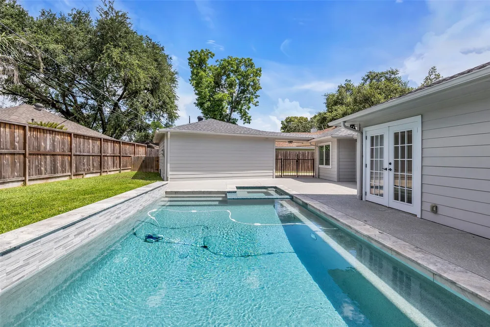 2511 Palo Pinto Dr, Houston, TX 77080