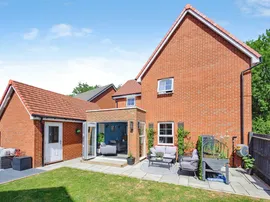 Monarch Street, Hemel Hempstead thumb 2