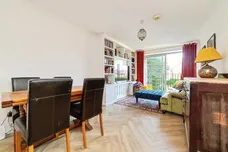 Mansfield Gardens, Hertford
