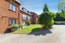 Mansfield Gardens, Hertford