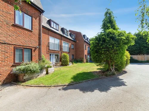 Mansfield Gardens, Hertfordphoto