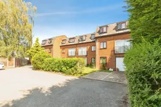 Mansfield Gardens, Hertford
