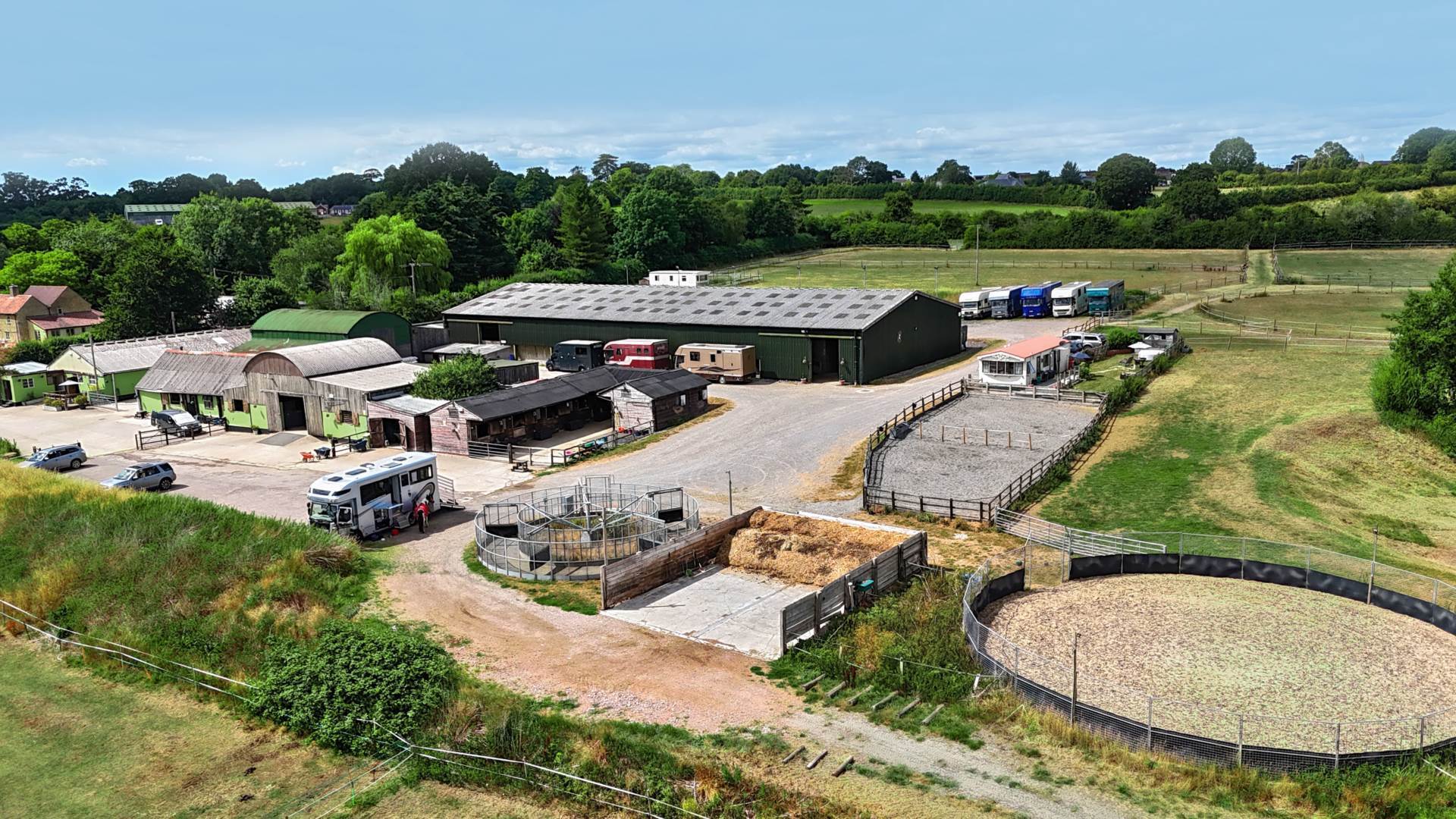 Eccliffe, Dorset, Equestrian 27 Acres Image 1
