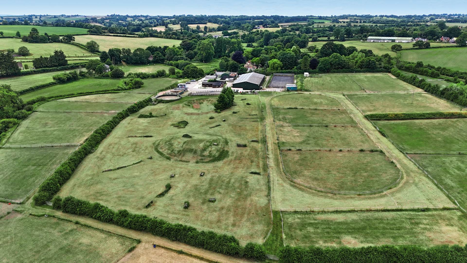 Eccliffe, Dorset, Equestrian 27 Acres Image 2