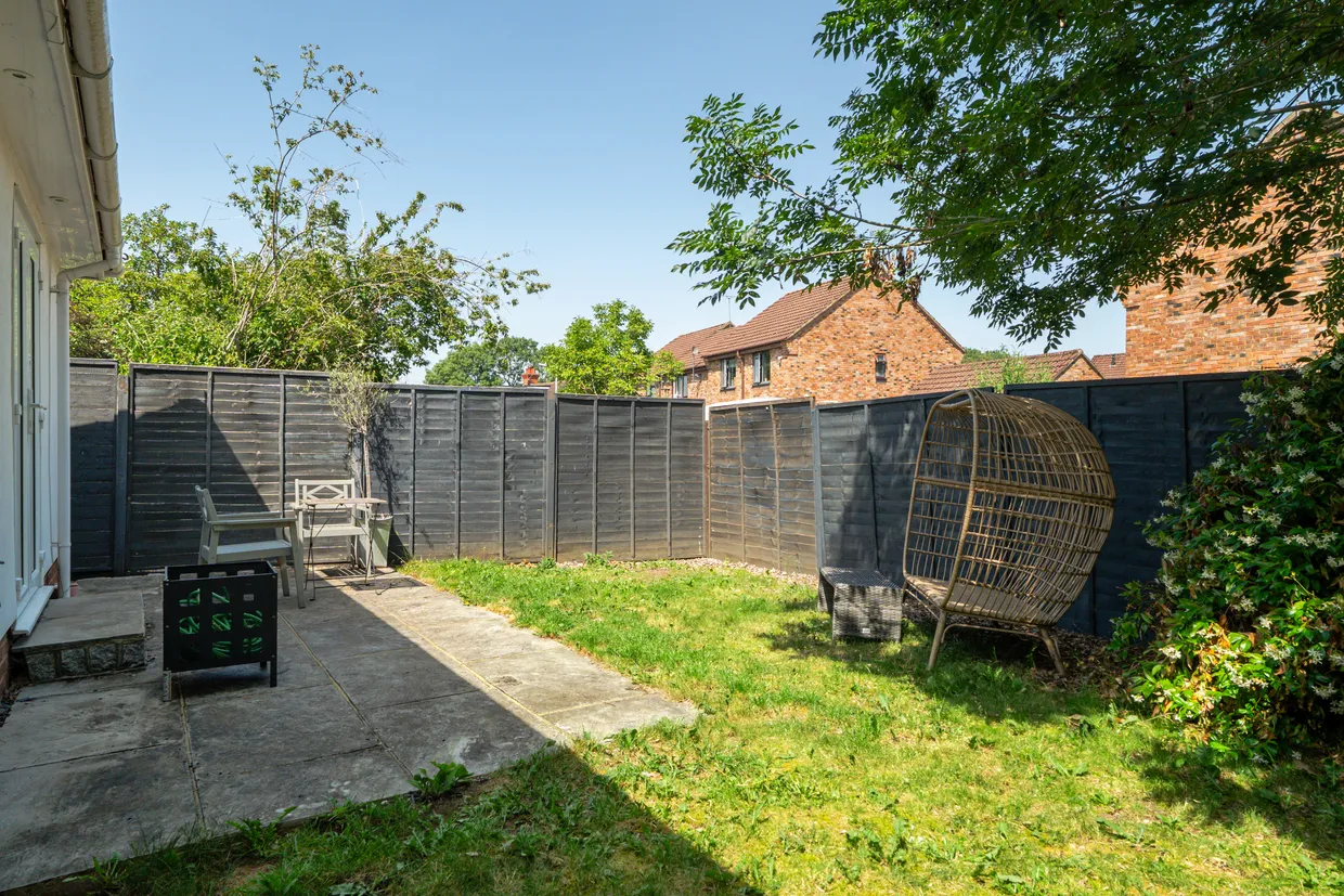 North Town Road, Maidenhead, SL6 photo 2