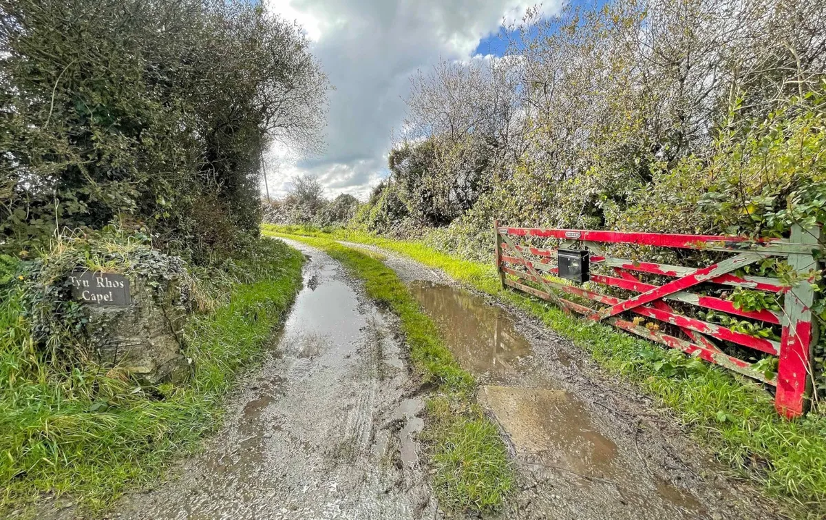 Penysarn, Isle of Anglesey, LL69