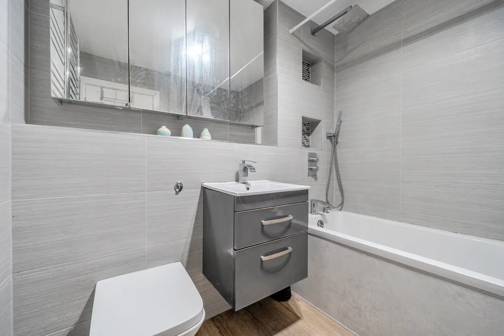 North Town Road, Maidenhead, SL6 photo 6