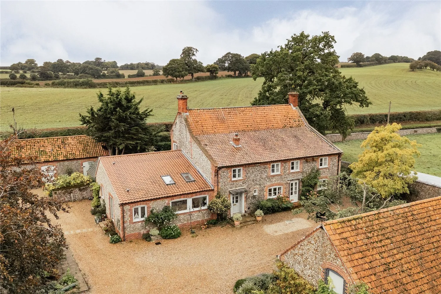 Blakeney Road, Letheringsett, NR25 photo 2