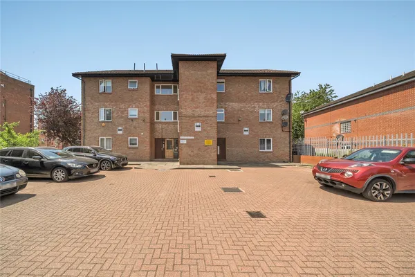 Old Bromley Road, Bromley, BR1