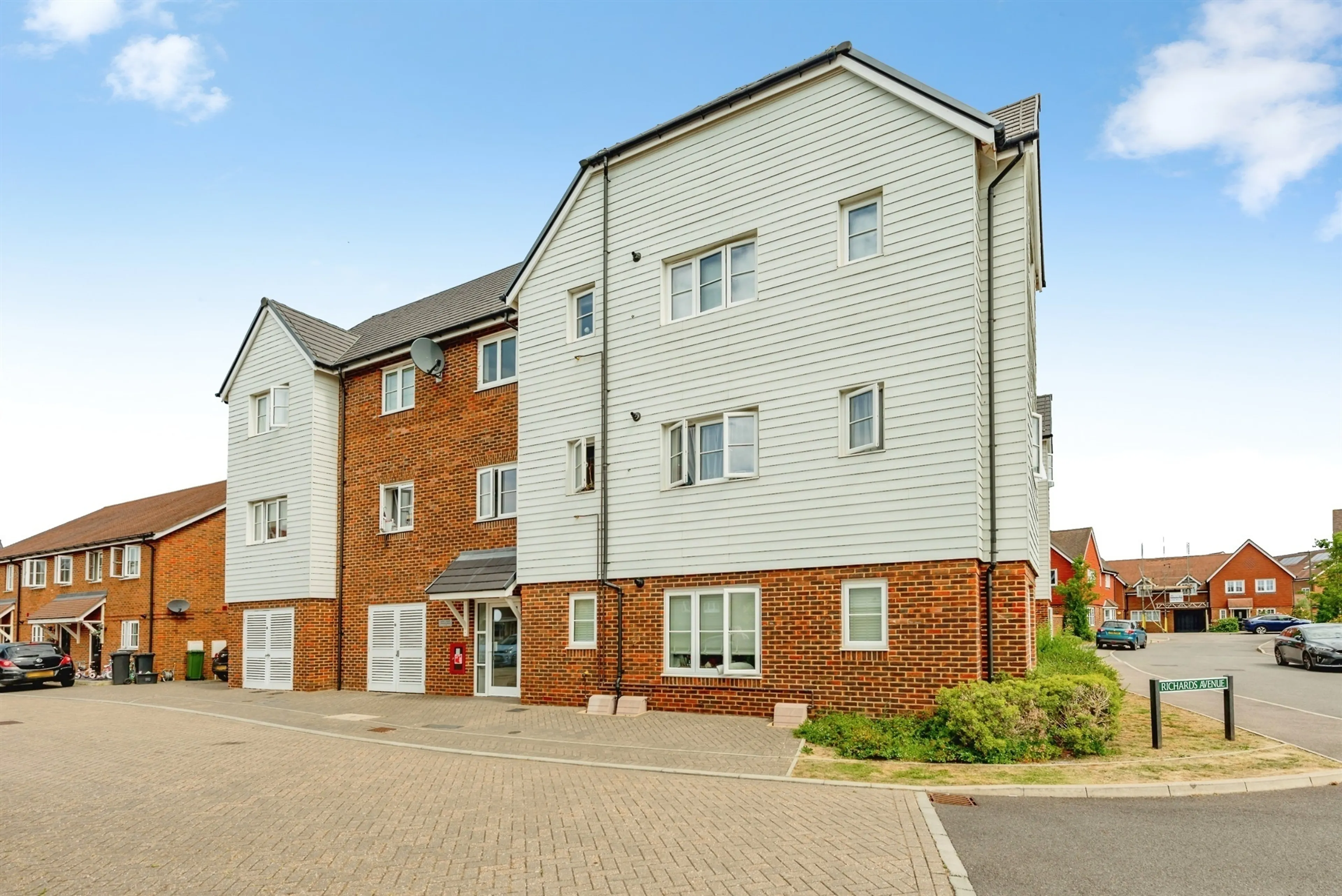 Property photo 0