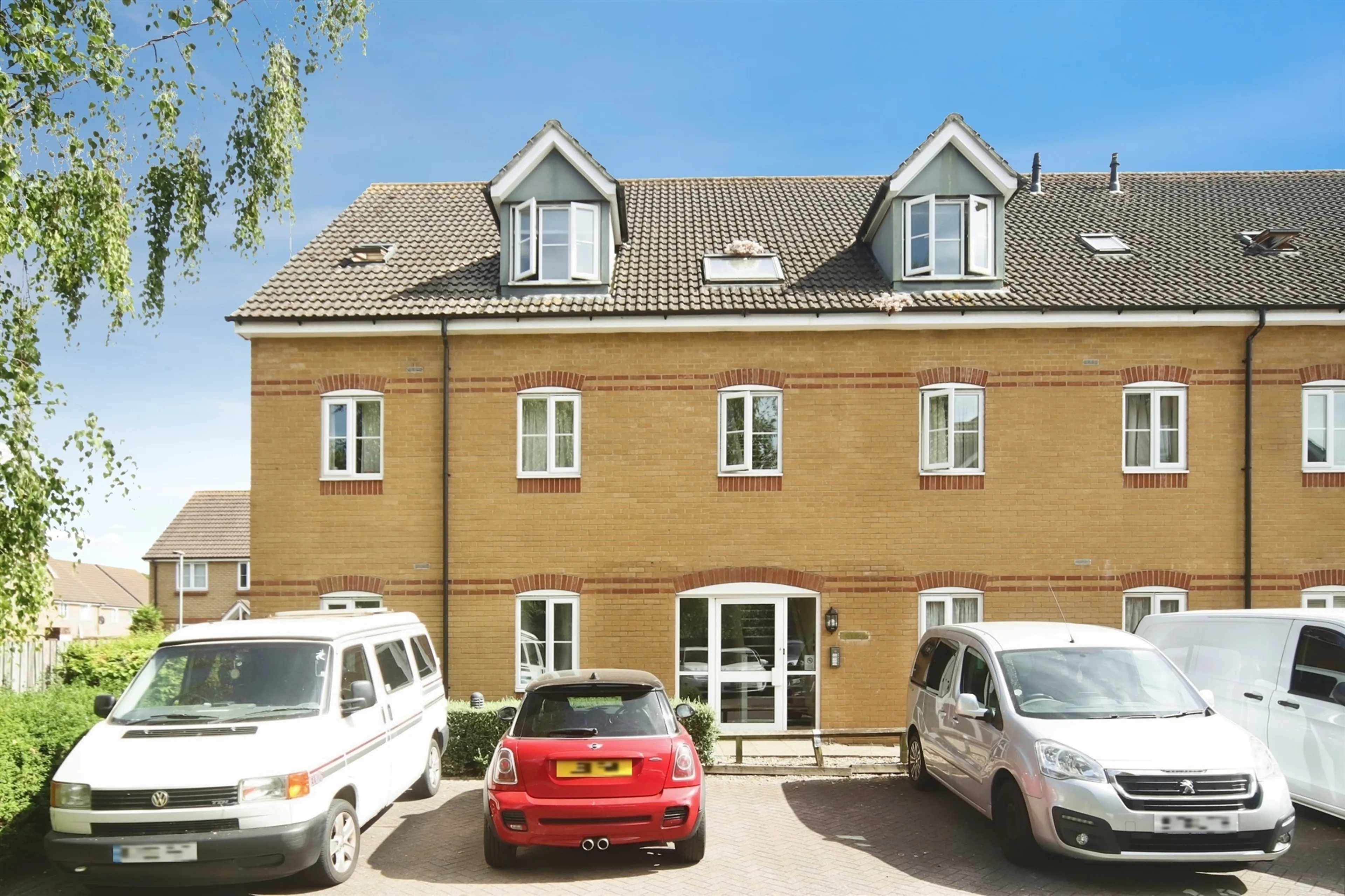 Property photo 0