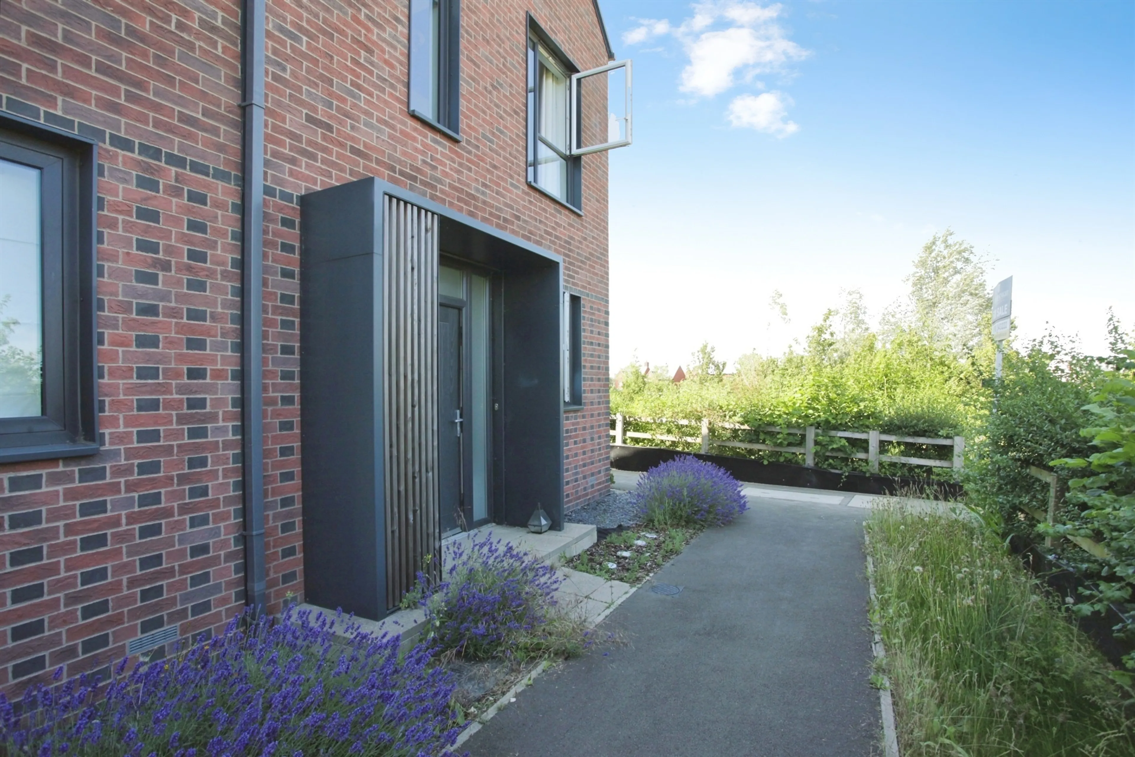 Property at Park View, Houlton, Rugby