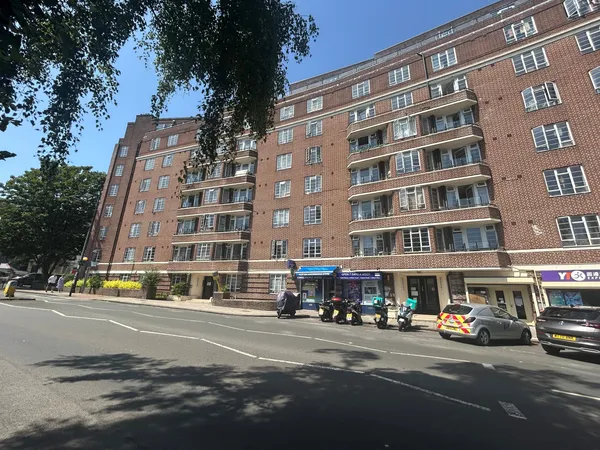 Queens Court, Clifton