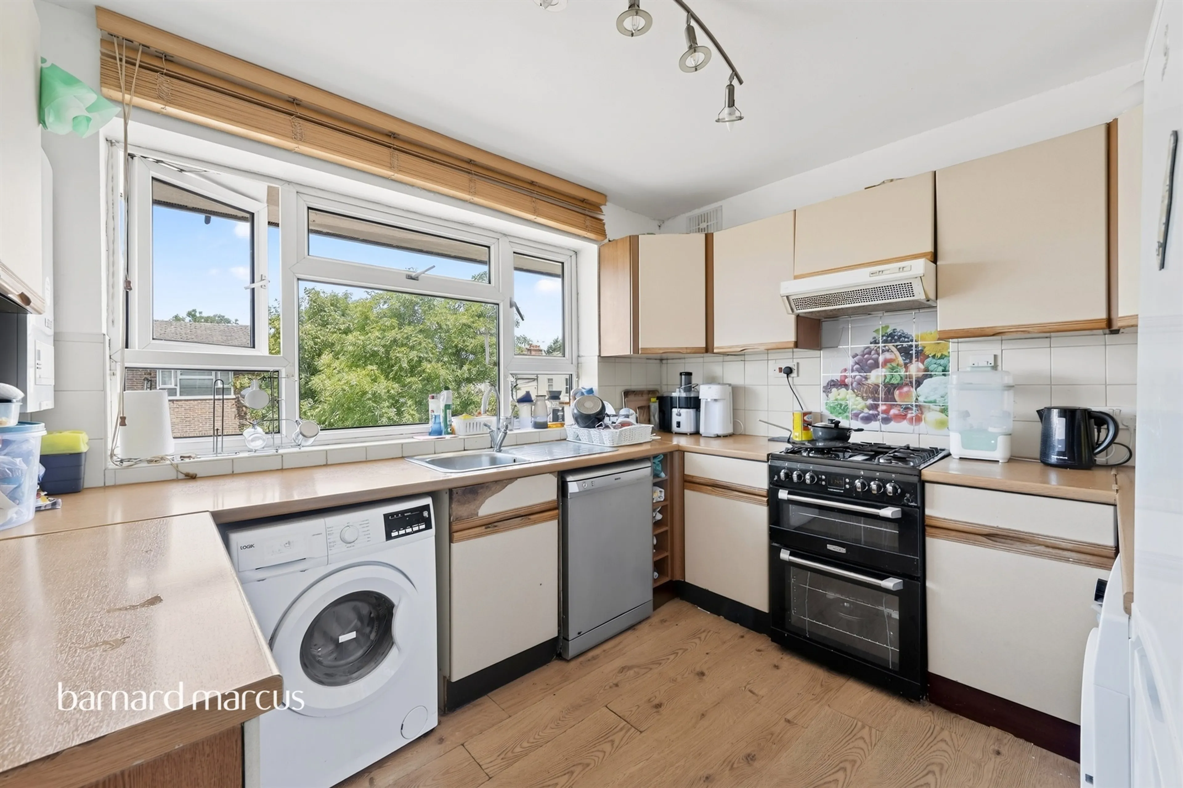 Property at Rushey Close, New Malden