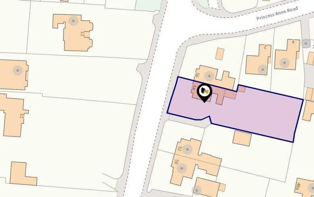 https://mr0.homeflow-assets.co.uk/files/photo/image/47719/4692/_x_/53635115.jpg