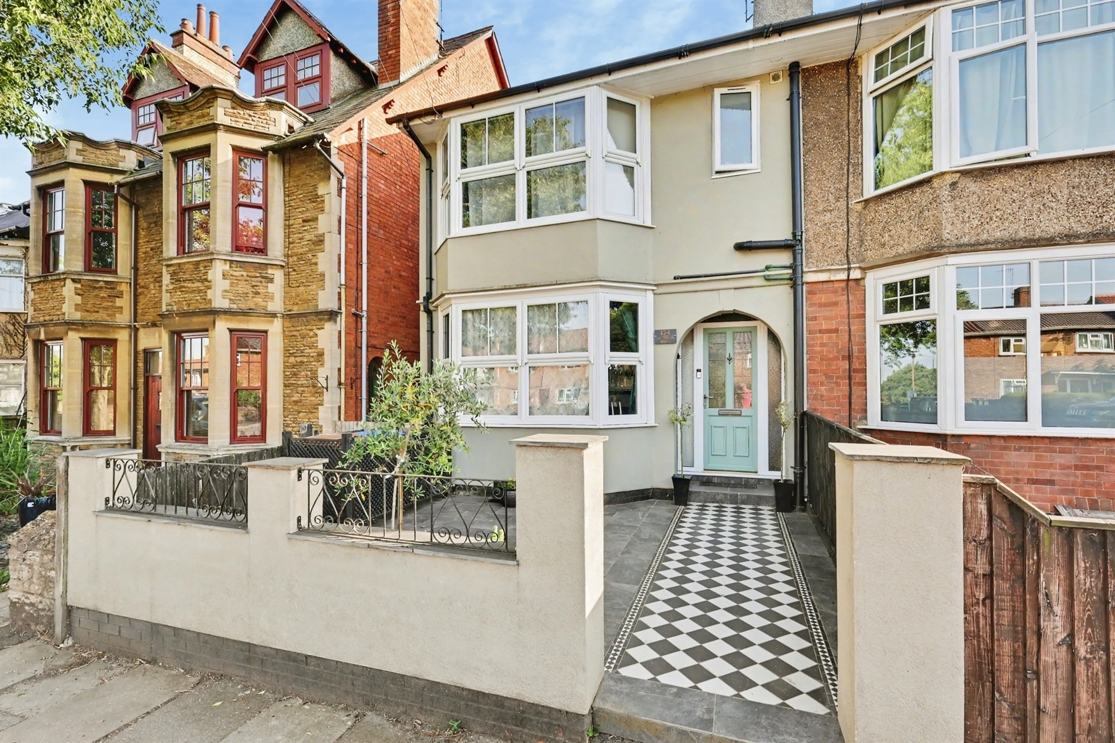 Property photo 0