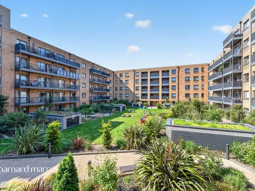 Powdermill Close, New Maldenphoto