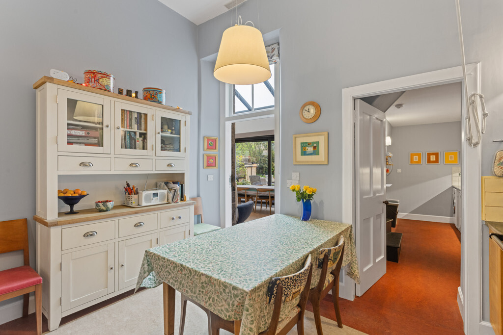 3 Findhorn Place, The Grange, Edinburgh, EH9 2JR Image 13