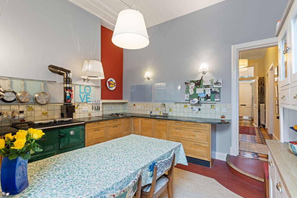 3 Findhorn Place, The Grange, Edinburgh, EH9 2JR Image 14