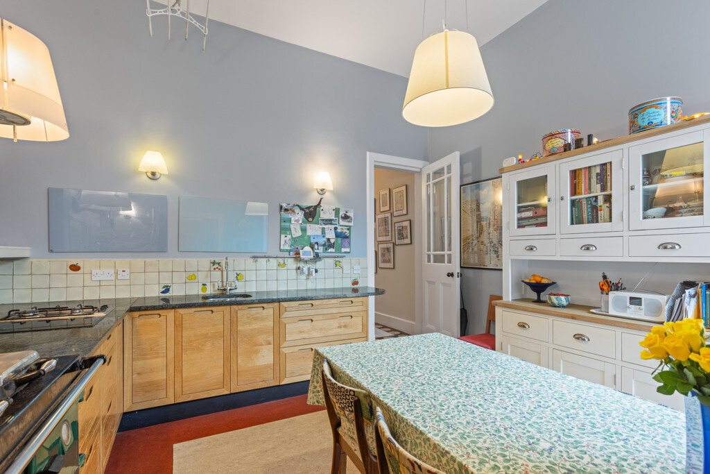 3 Findhorn Place, The Grange, Edinburgh, EH9 2JR Image 15