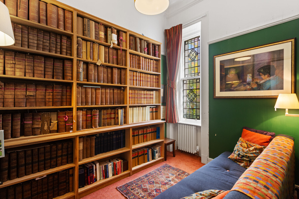 3 Findhorn Place, The Grange, Edinburgh, EH9 2JR Image 29