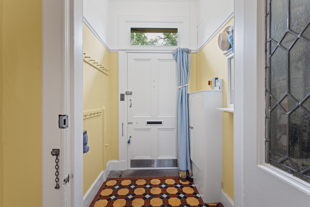 3 Findhorn Place, The Grange, Edinburgh, EH9 2JR Image 31