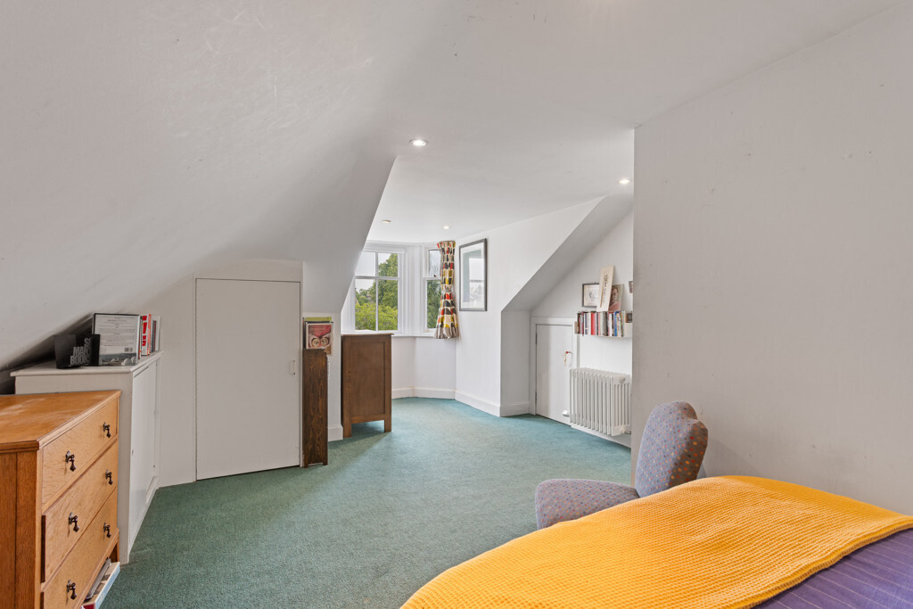3 Findhorn Place, The Grange, Edinburgh, EH9 2JR Image 50
