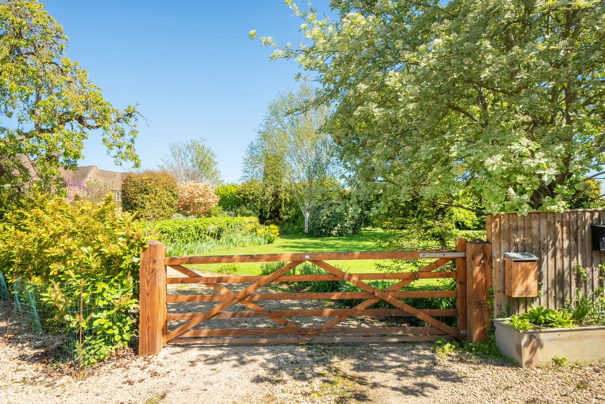 Nupend Lane, Nupend, GL10 photo 23