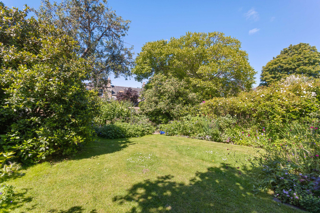 3 Findhorn Place, The Grange, Edinburgh, EH9 2JR Image 60