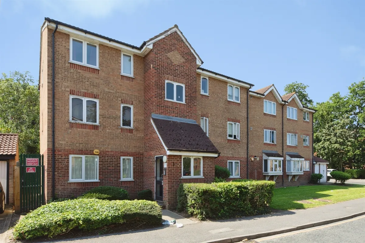 Fenman Gardens, Ilford